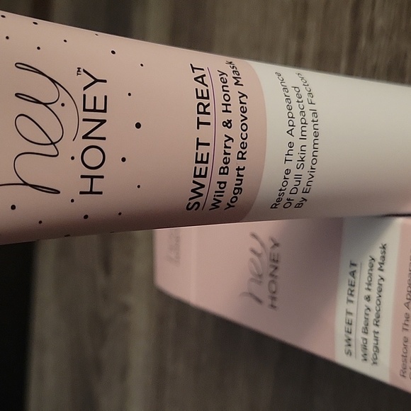 NWOT Hey Honey Sweet Treat Mask - Picture 4 of 5